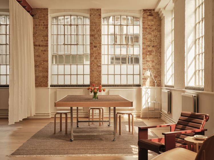 SALT Workspace / THISS Studio - Interior Photography, Wood, Table, Lighting, Chair
