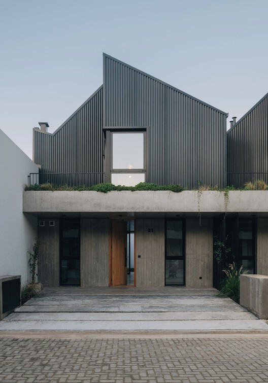 Casas Ovejitas 2 / Altuna Cecchi Moya - Imagem 4 de 30