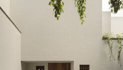 Casa R4 / Manzo de Alba Taller