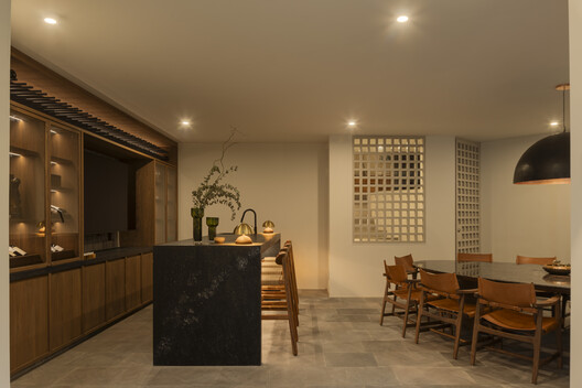 Casa R4 / Manzo de Alba Taller Casa R4 / Manzo de Alba Taller - Fotografía interior, Madera, Iluminación, Sillas