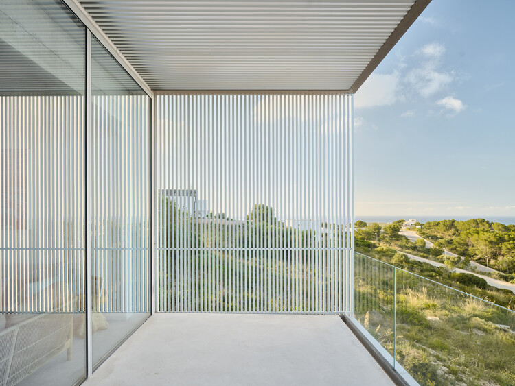 Casa de Aço / NOMO STUDIO - Imagem 4 de 27