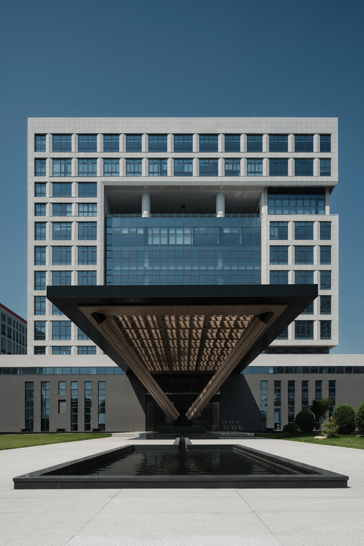 金华上市公司办公楼设计 / UD studio - 建筑图