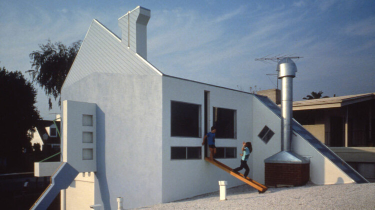 The Role of Technology in Future Design: Insights from SCI-Arc at La Biennale di Venezia - Image 2 of 17