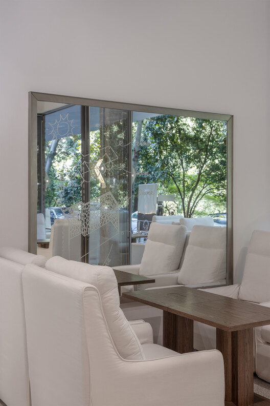 K1Y Design Lab / K1Y Design - Interior Photography, Sofa, Wood, Table, Lighting, Chair, Glass