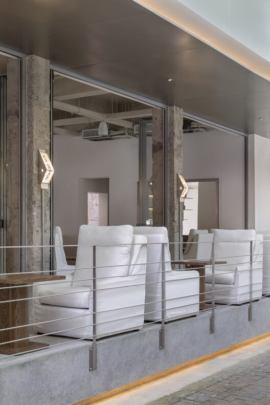 K1Y Design Lab / K1Y Design - Interior Photography, Lighting, Glass, Chair