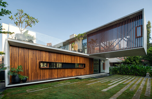 The Long House / Crest Architects - Exterior Photography, Balcony