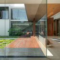 The Long House / Crest Architects - Interior Photography, Houses, Courtyard, Balcony