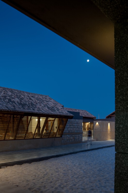 Factory Canteen Agrocel Dhordo / Studio Dot - Exterior Photography, Concrete
