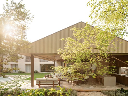 Casa PAB / SAAG Arquitetura - Fotografía exterior, Jardín, Patio interior