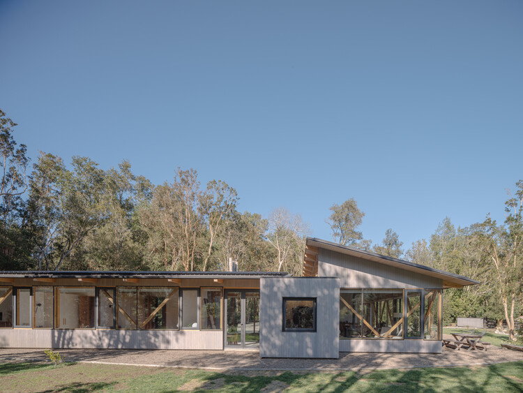 Casa el Arboreto / Camila Pineda Arquitectura - Casas