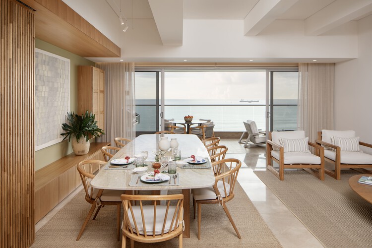 Apartamento 801 / Tarq Studio  - Fotografía interior, Comedor, Madera, Mesas, Sillas