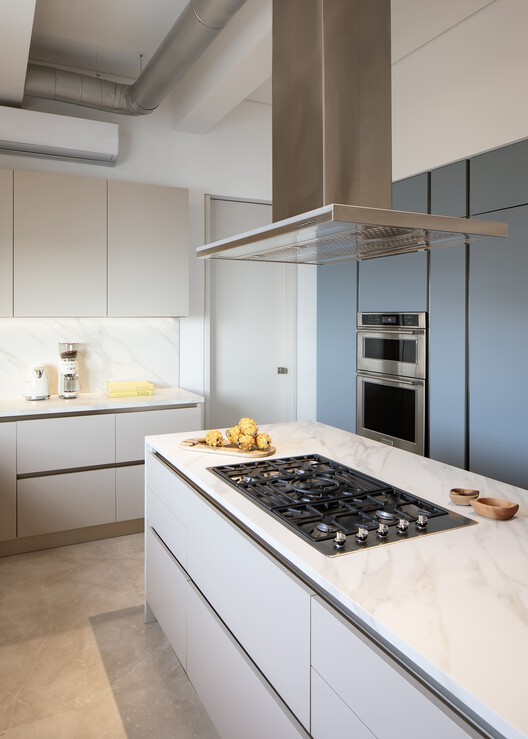 Apartamento 801 / Tarq Studio  - Fotografía interior, Cocina, Encimera, Madera