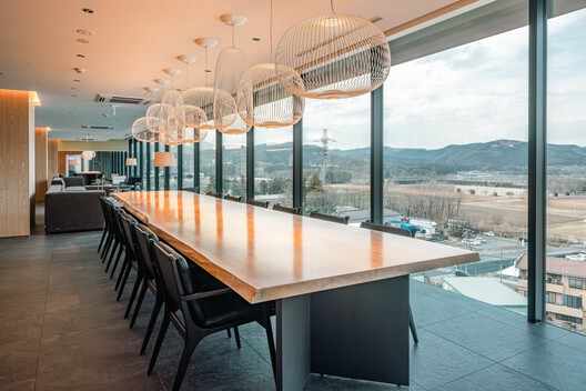 InnoValley / TAISEI DESIGN Planners Architects & Engineers + DRAFT - Interior Photography, Kitchen, Glass, Chair