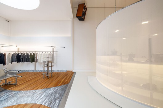 Contraste como estratégia projetual na arquitetura - Imagem 17 de 19