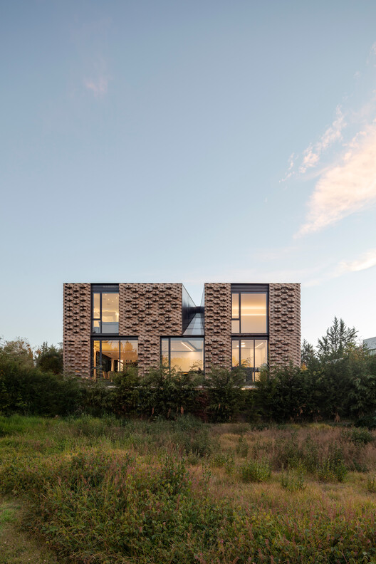 Casa nos Andes / ODD ARCHITECTS - Imagem 2 de 19