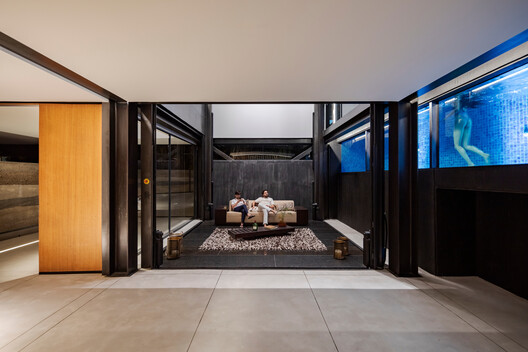 Casa nos Andes / ODD ARCHITECTS - Fotografia de Interiores, Vidro