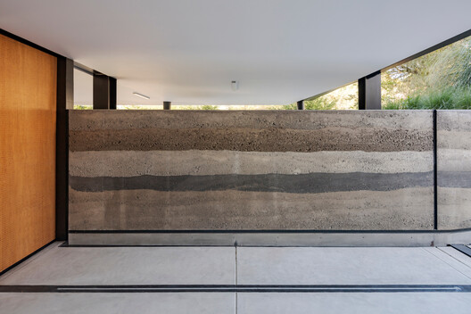 Casa nos Andes / ODD ARCHITECTS - Fotografia de Interiores, Madeira, Concreto