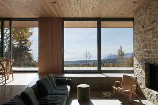 Rang Ste-Mathilde Residence / Jérôme Lapierre Architecte - Interior Photography, Living Room, Wood
