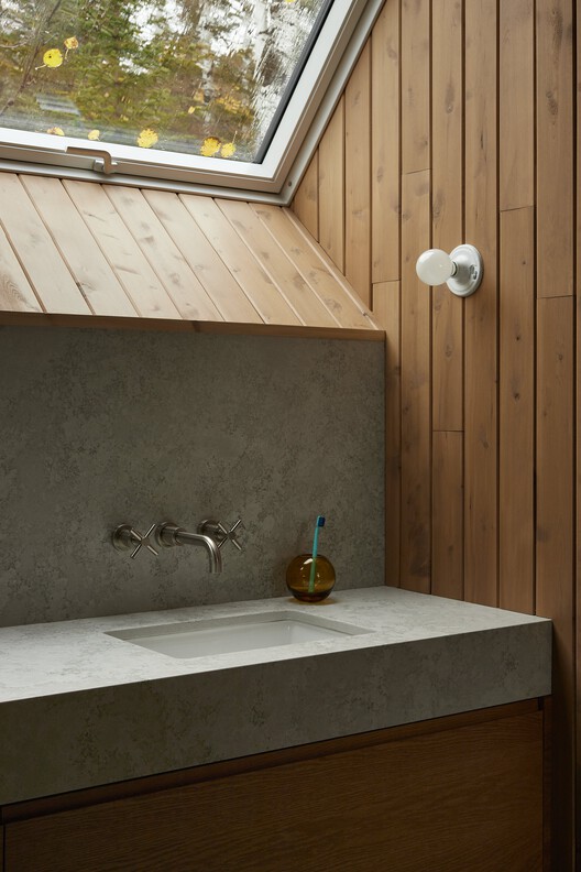 Rang Ste-Mathilde Residence / Jérôme Lapierre Architecte - Interior Photography, Bathroom, Wood, Sink, Countertop