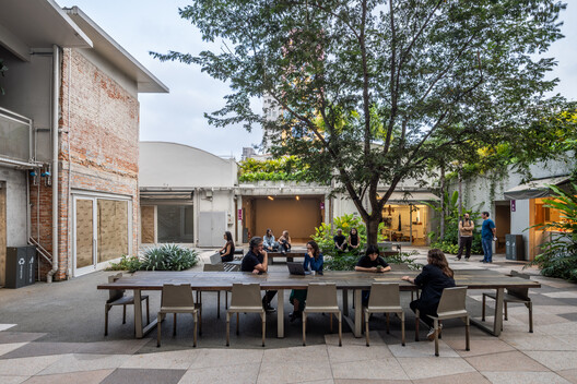 LAPI Fase 2 / SuperLimão - Exterior Photography, Concrete, Courtyard, Patio