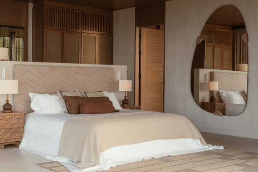 Solai House / Studio Saxe - Interior Photography, Bedroom, Bed, Wood, Lighting