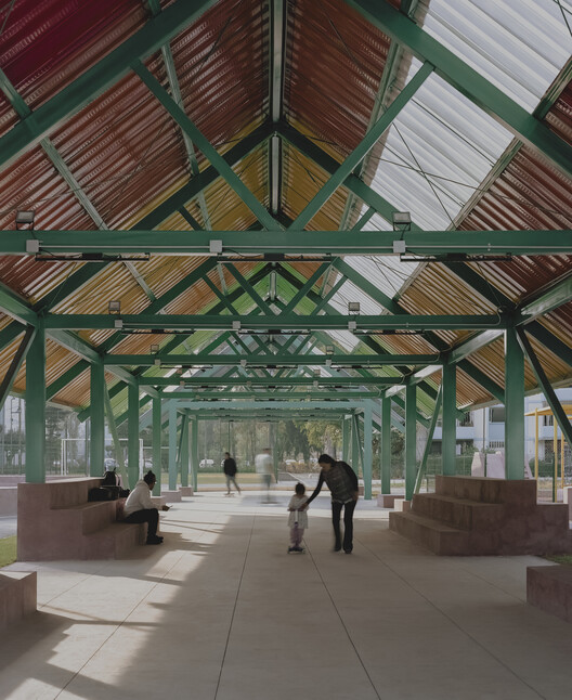 Espaço Comunitário na CTM Culhuacán / AMASA Estudio, Andrea López + Agustín Pereyra - Fotografia de Interiores, Viga
