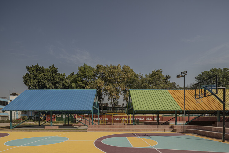 Espaço Comunitário na CTM Culhuacán / AMASA Estudio, Andrea López + Agustín Pereyra - Fotografia de Exterior