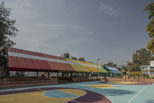 Espaço Comunitário na CTM Culhuacán / AMASA Estudio, Andrea López + Agustín Pereyra - Fotografia de Exterior