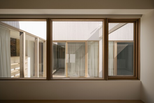 Junction Semi House / StudioAC - Interior Photography, Wood