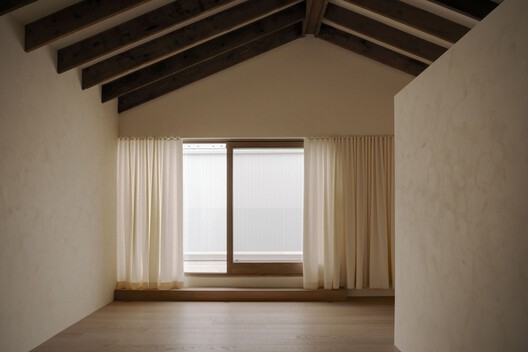 Junction Semi House / StudioAC - Interior Photography, Wood