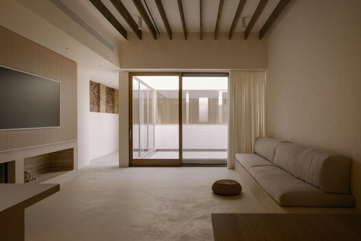 Junction Semi House / StudioAC - Interior Photography, Wood