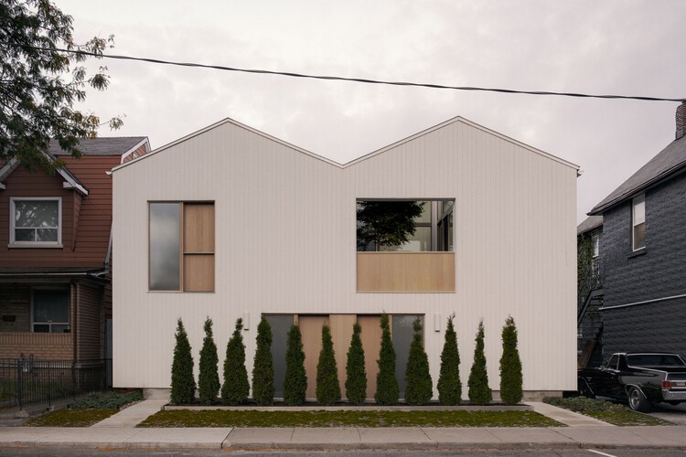 Junction Semi House / StudioAC - Exterior Photography