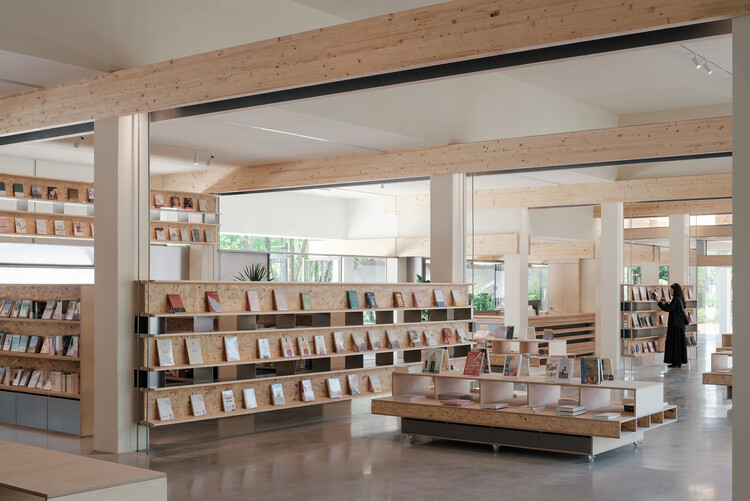 西溪·果麦书店 / 紋建筑 - 室内图, 木头, 隔断