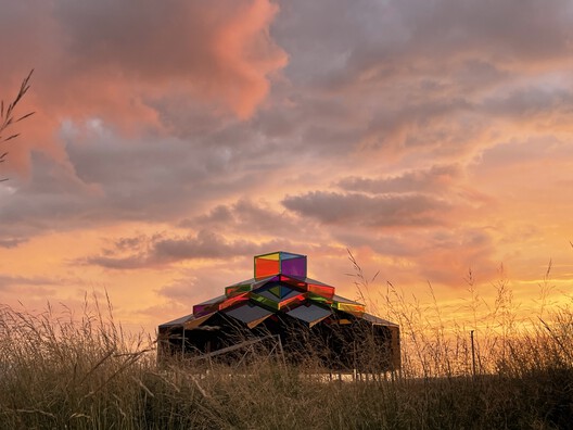 现代蒙古包装置：無热凉亭 / 阁尔建筑 - 11 的图像 23