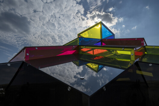 现代蒙古包装置：無热凉亭 / 阁尔建筑 - 8 的图像 23