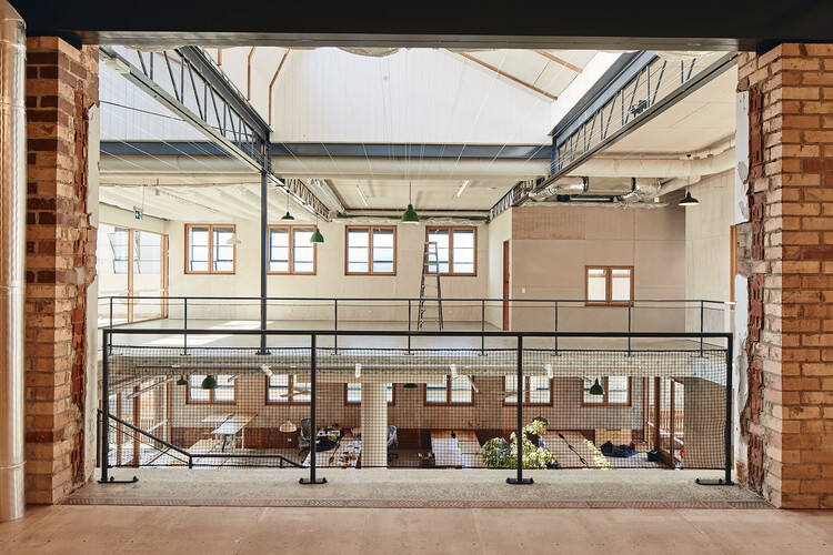 桑德斯广场改造 / NMBW Architecture Studio - 室内图, 商业建筑, 梁