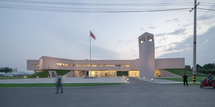 河南荥阳薛村党群服务中心：2500㎡“樱花彩砼”漂浮建筑，融村民服务与文旅配套，2024年竣工可远眺穿黄工程 - 图片 20