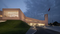 Centro Comunitario y de Servicios Turísticos de la Aldea Xue / Studio 10