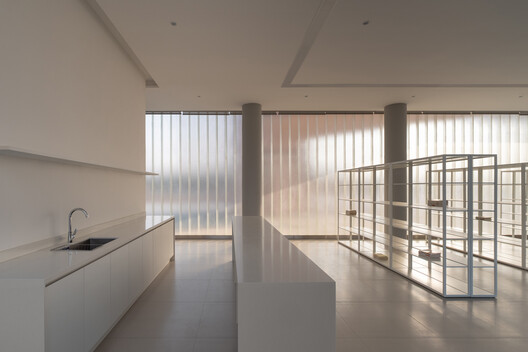 Centro Comunitario y de Servicios Turísticos de la Aldea Xue / Studio 10 - Fotografía interior, Madera, Vidrio