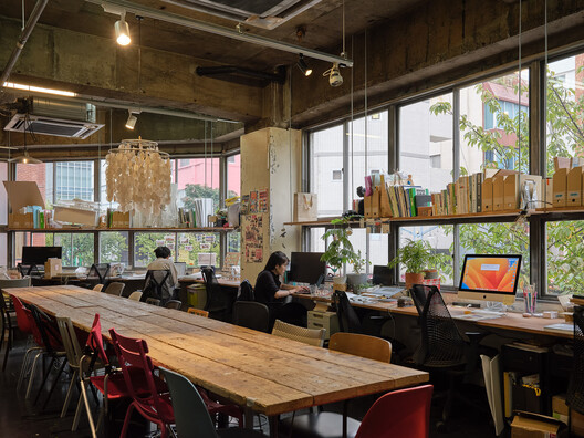 Architectural Authorship in the Age of the Collective Practices Architectural Authorship in the Age of the Collective Practices - Image 22 of 28