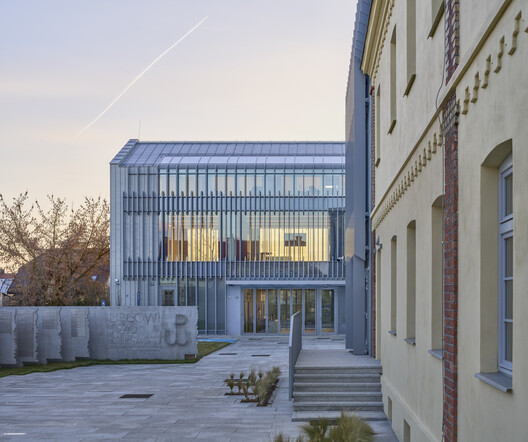 Dom Turka House of Remembrance / Tremend - Exterior Photography