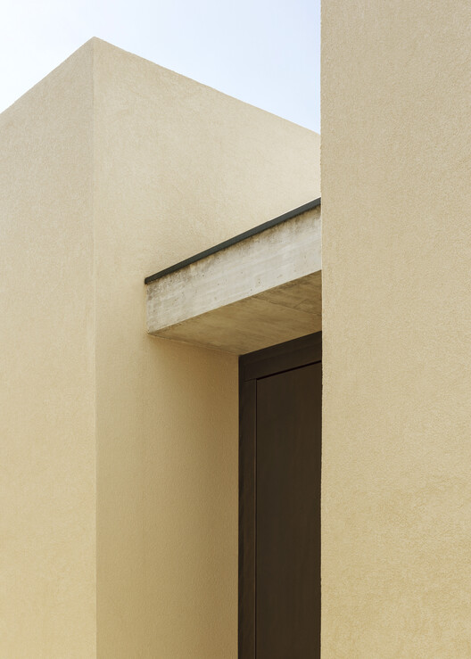 Patio House  / Solum Studio  - Interior Photography, Concrete