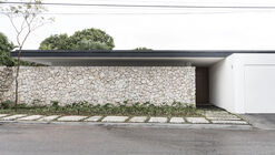 Ostra House / STUDIO PIPPA