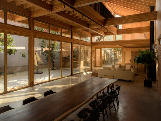 Timber Tectonics: 10 Projects Rethinking Wood Construction in Contemporary China - Image 28 of 47
