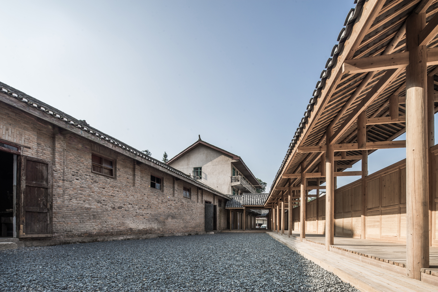 Tectônica da Madeira: 10 Projetos que Reinventam a Construção em Madeira na China Contemporânea