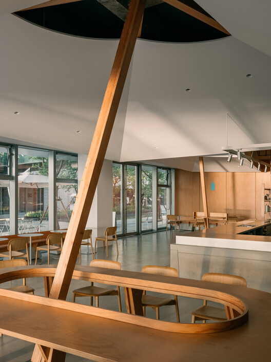 Timber Tectonics: 10 Projects Rethinking Wood Construction in Contemporary China - Image 23 of 47