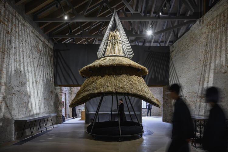 The Ukrainian Pavilion at the Venice Biennale Presents a Parallel Between Vernacular and Emergency Architecture - Image 7 of 34