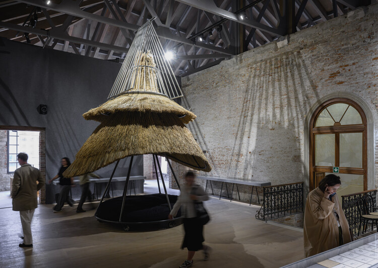 The Ukrainian Pavilion at the Venice Biennale Presents a Parallel Between Vernacular and Emergency Architecture - Featured Image