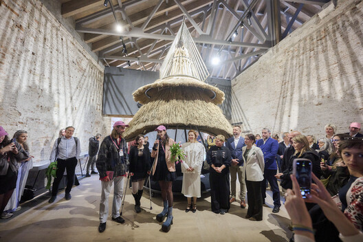 The Ukrainian Pavilion at the Venice Biennale Presents a Parallel Between Vernacular and Emergency Architecture - Image 26 of 34