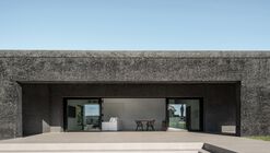 CASA HUTMANN  / SEA Arquitectos
